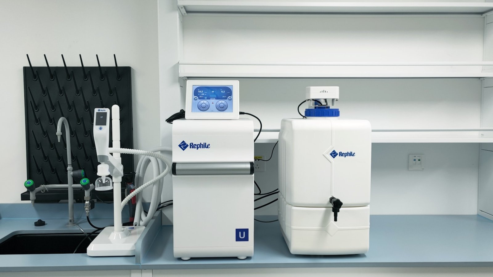 Màquina de laboratori desenvolupada per TecnoCSE